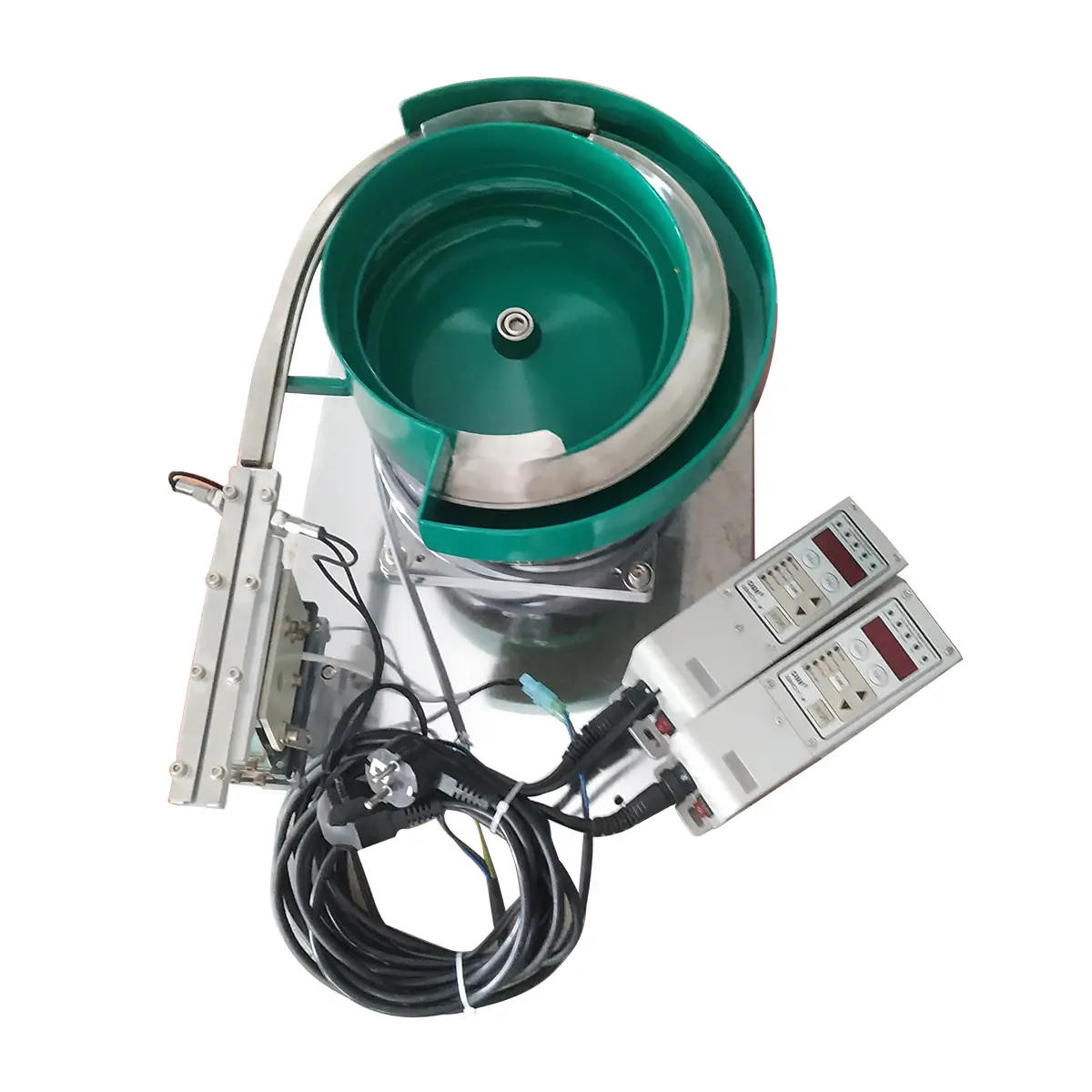 vibratory feeder for Small Plastic Parts Automation