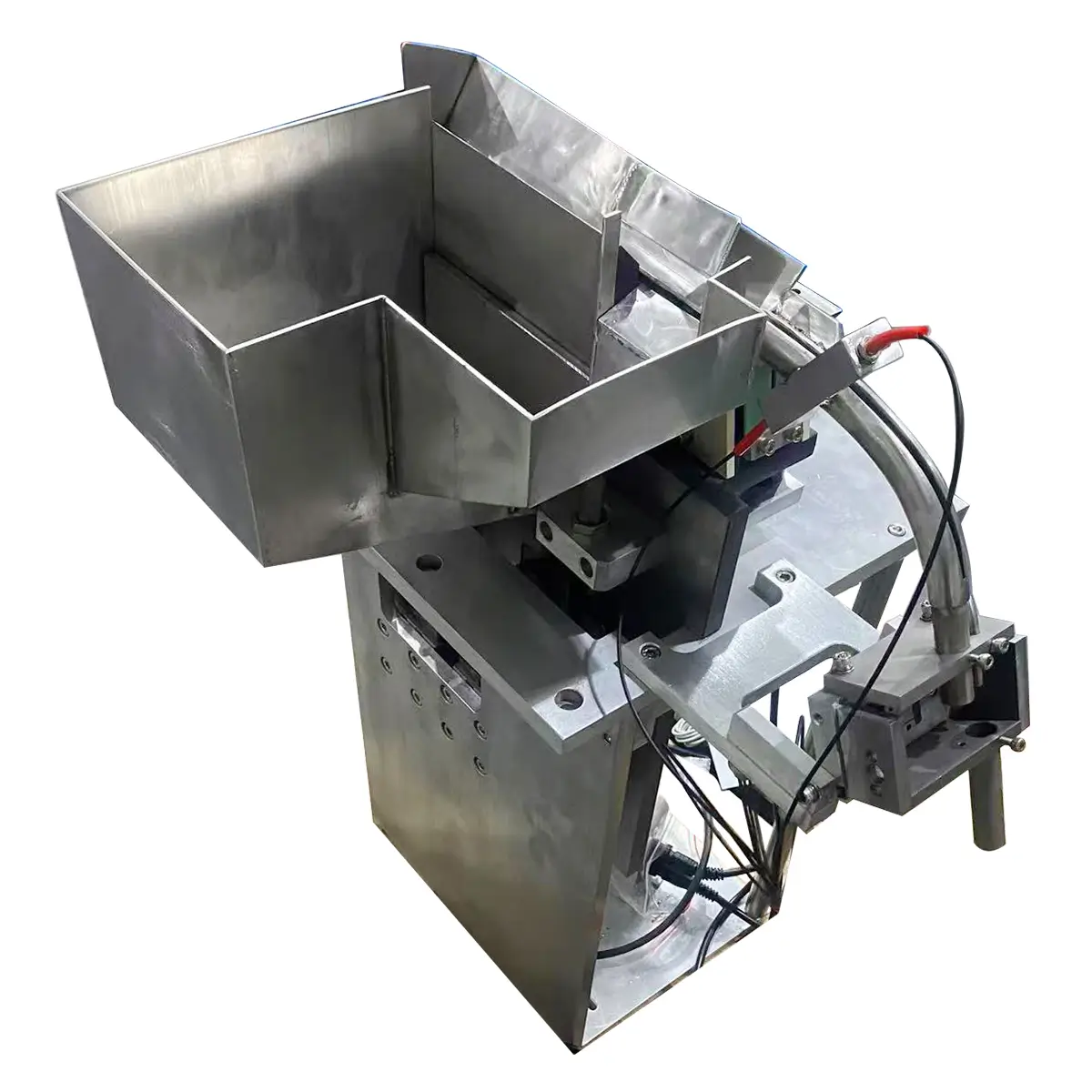 Automatic Step Feeder for Metal Shaft Parts Feeding2
