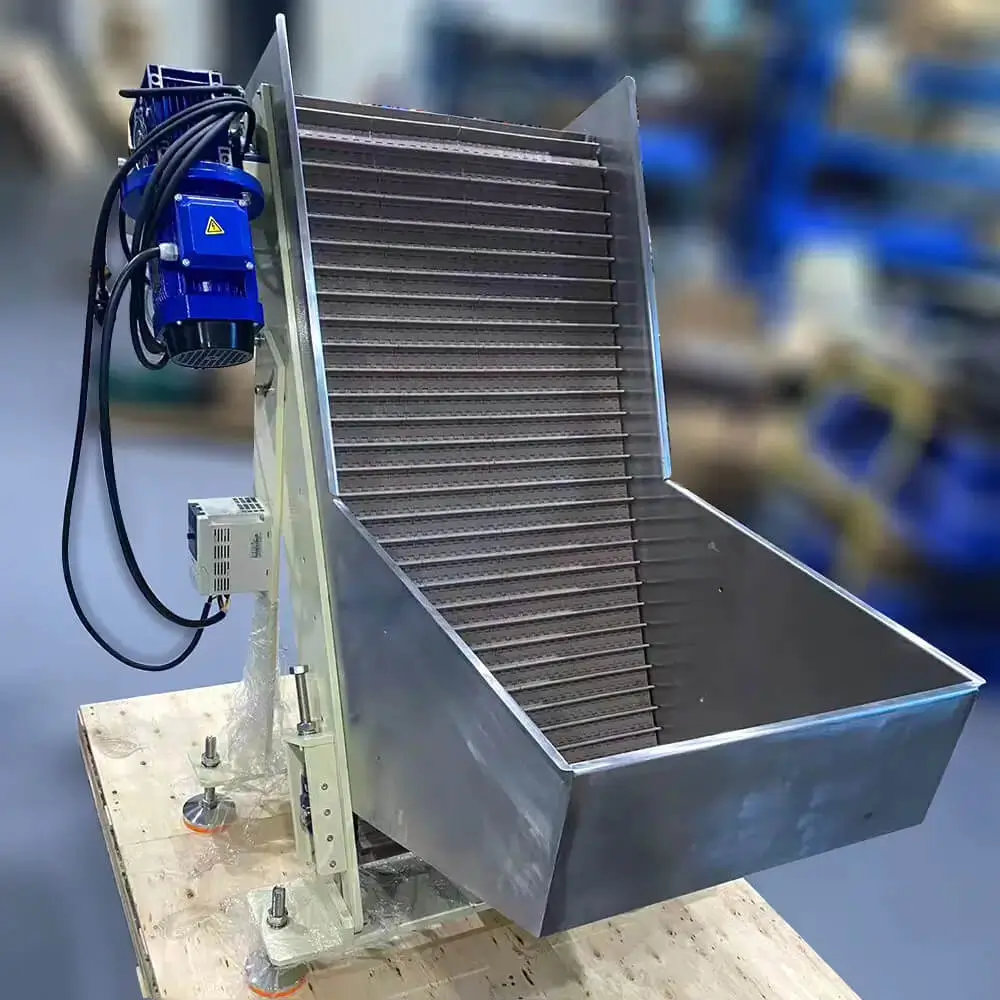 Custom Step Feeder for Broom Handles1